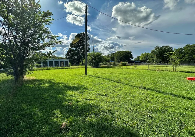 Photo 15 of Single family home for sale at 280 N Walnut, Stratford, OK 74872 | MLS# 2626978 | Listing updated on 2026-07-31