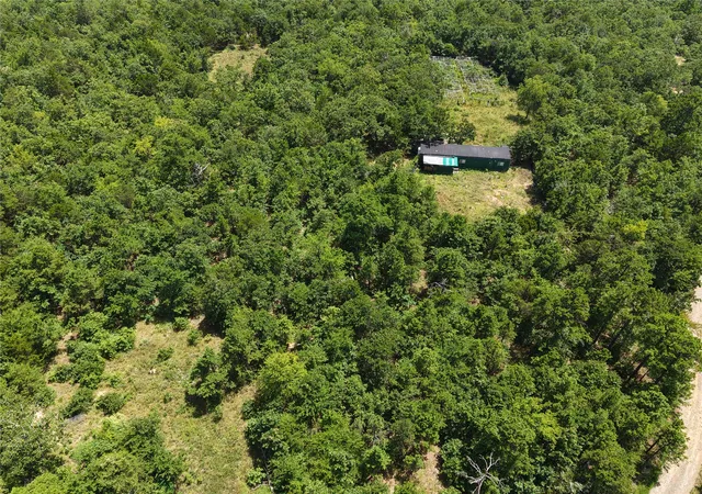 Photo 3 of Single family home for sale at 39981 Lloyd Ln, Wister, OK 74966 | MLS# 2628161 | Listing updated on 2026-07-31