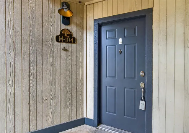 Listing Photo 4 - Condo for sale in building located at 5265 Nowata Rd, Bartlesville, OK 74006 - Unit #M-104