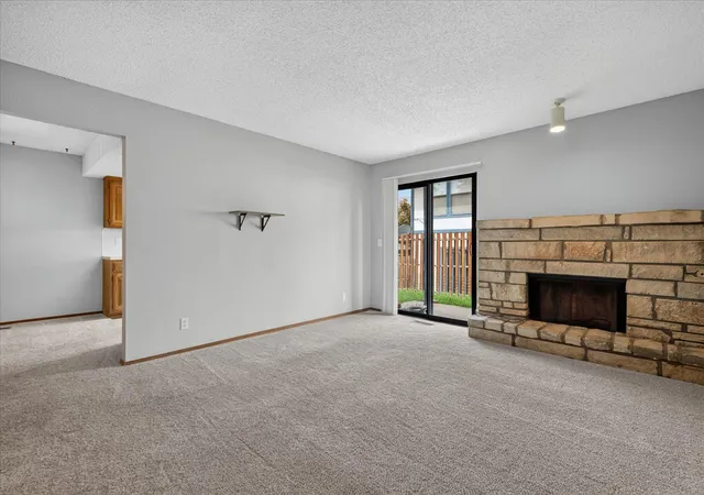 Listing Photo 5 - Condo for sale in building located at 5265 Nowata Rd, Bartlesville, OK 74006 - Unit #M-104