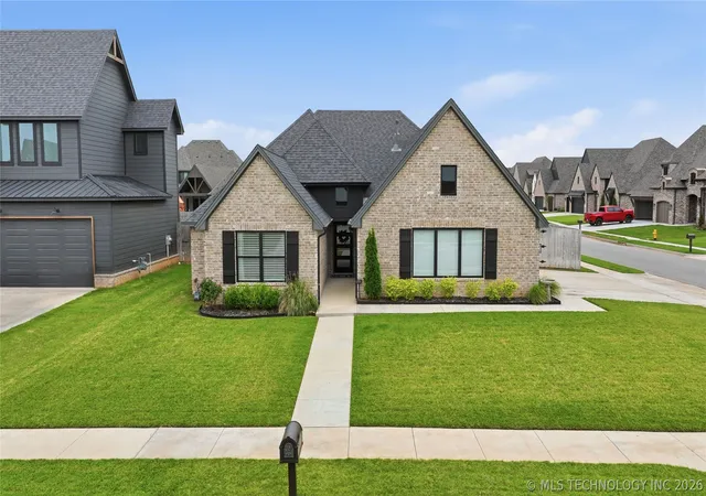 Photo 2 of Single family home for sale at 5804 E 127th Street S, Bixby, OK 74008 | MLS# 2628106 | Listing updated on 2026-08-20
