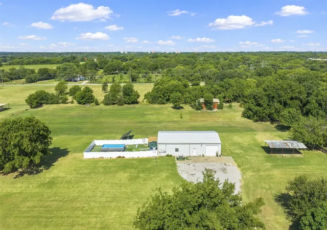 1st image of 5 Hill Pl, Ardmore, OK 73401 | MLS# 2627793