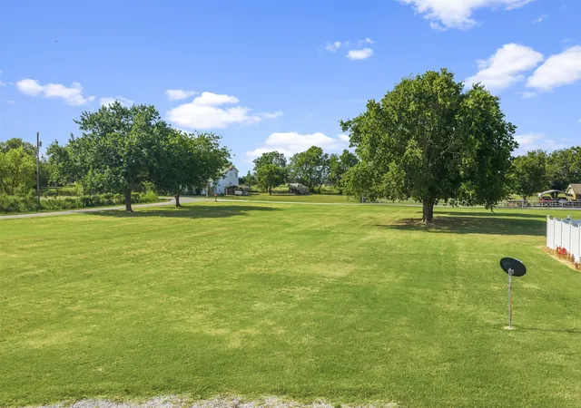 2nd image of 5 Hill Pl, Ardmore, OK 73401 | MLS# 2627793