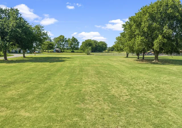 3rd image of 5 Hill Pl, Ardmore, OK 73401 | MLS# 2627793