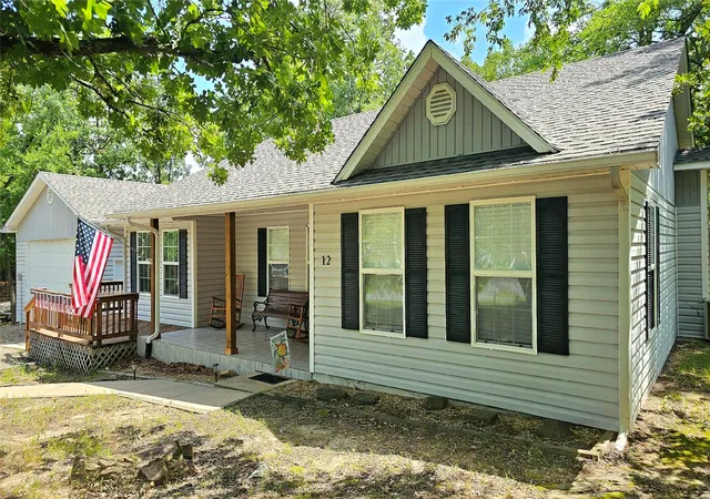 Photo 1 of Single family home for sale at 12 Granite Cir, Canadian, OK 74425 | MLS# 2627850 | Listing updated on 2026-08-20