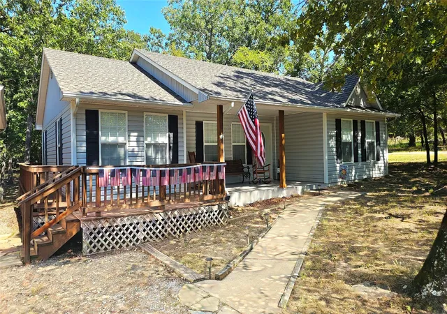 Photo 2 of Single family home for sale at 12 Granite Cir, Canadian, OK 74425 | MLS# 2627850 | Listing updated on 2026-08-20