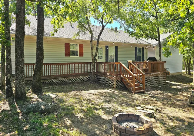 Photo 3 of Single family home for sale at 12 Granite Cir, Canadian, OK 74425 | MLS# 2627850 | Listing updated on 2026-10-01