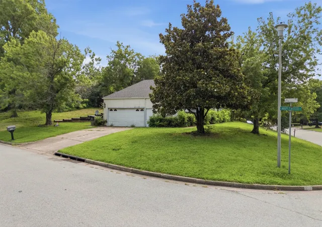 Photo 4 of Single family home for sale at 6209 E 75th Street, Tulsa, OK 74136 | MLS# 2627670 | Listing updated on 2026-08-20