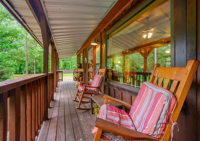 Photo 3 of Single family home for sale at 47 Tahnee Ln, Broken Bow, OK 74728 | MLS# 2627695 | Listing updated on 2026-08-20