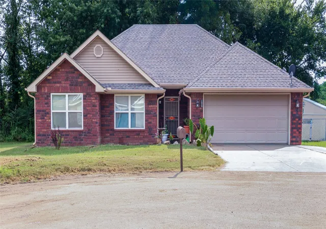 Photo 26 of Single family home for sale at 1520 Cherokee Rock Rd, Muldrow, OK 74948 | MLS# 2628063 | Listing updated on 2026-08-20