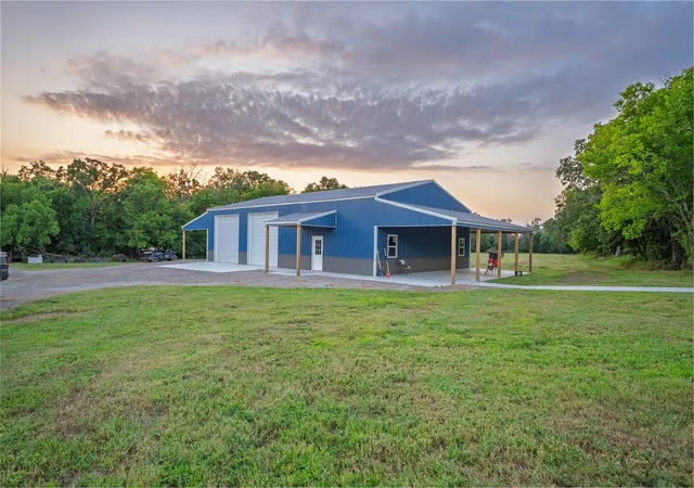 Photo 3 of Manufactured home for sale at 15290 E 400 Road, Claremore, OK 74017 | MLS# 2626784 | Listing updated on 2026-09-28