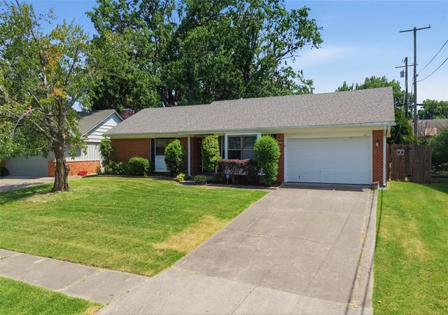3rd image of 6832 E 57Th St E, Tulsa, OK 74145 | MLS# 2628309