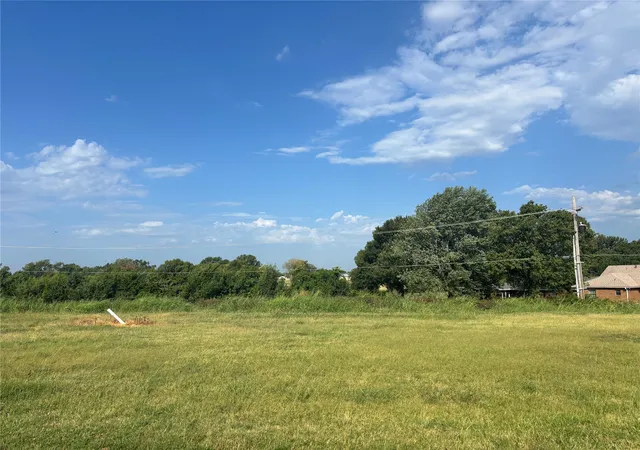 Photo 2 of Land for sale at 219 Beecher, Bartlesville, OK 74006 | MLS# 2627663 | Listing updated on 2026-09-23