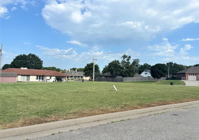 Photo 4 of Land for sale at 203 Beecher, Bartlesville, OK 74006 | MLS# 2627659 | Listing updated on 2026-07-31