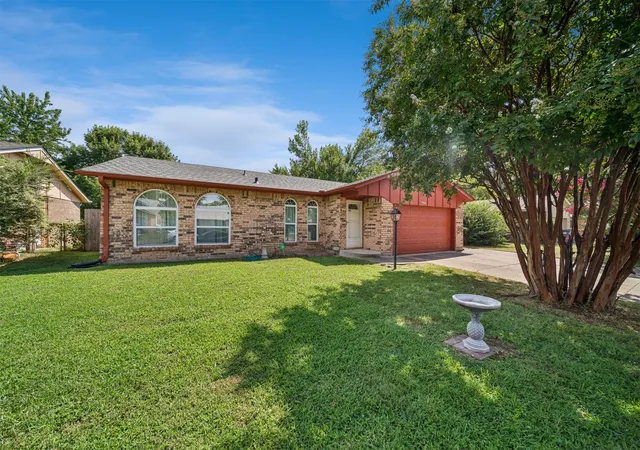 1st image of 11906 E 37th Pl, Tulsa, OK 74146 | MLS# 2628167
