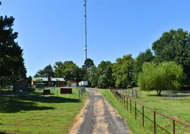 Photo 4 of Single family home for sale at 417622 E 1910 Road, Antlers, OK 74523 | MLS# 2627211 | Listing updated on 2026-09-01