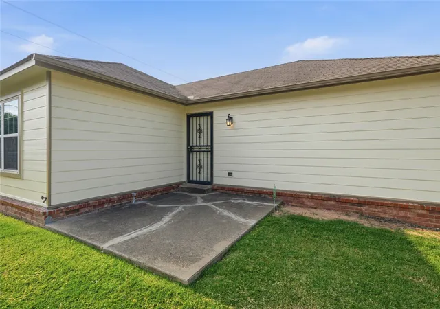 31st image of 1344 N Martin Luther King Jr Blvd E, Tulsa, OK 74106 | MLS# 2628331