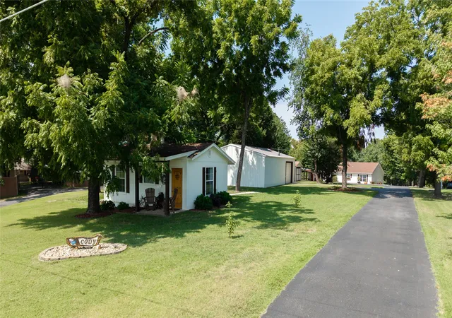Photo 3 of Single family home for sale at 30181 S 563 Road, Afton, OK 74331 | MLS# 2628349 | Listing updated on 2026-08-28
