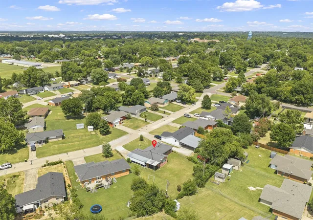 44th image of 829 W 22nd, Ada, OK 74820 | MLS# 2627503