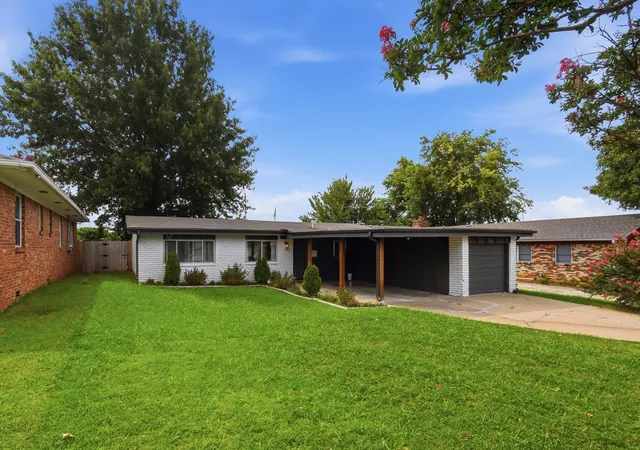 Photo 1 of Single family home for sale at 4677 S Winston Ave, Tulsa, OK 74135 | MLS# 2626844 | Listing updated on 2026-08-26
