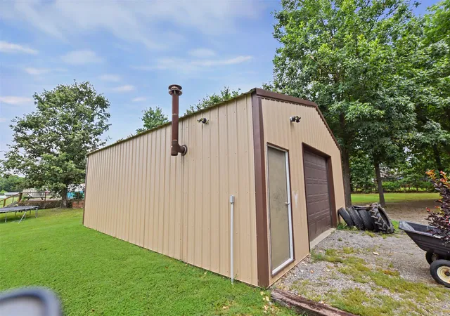 Photo 24 of Single family home for sale at 12960 W Southern Oaks, Tahlequah, OK 74464 | MLS# 2628382 | Listing updated on 2026-09-01