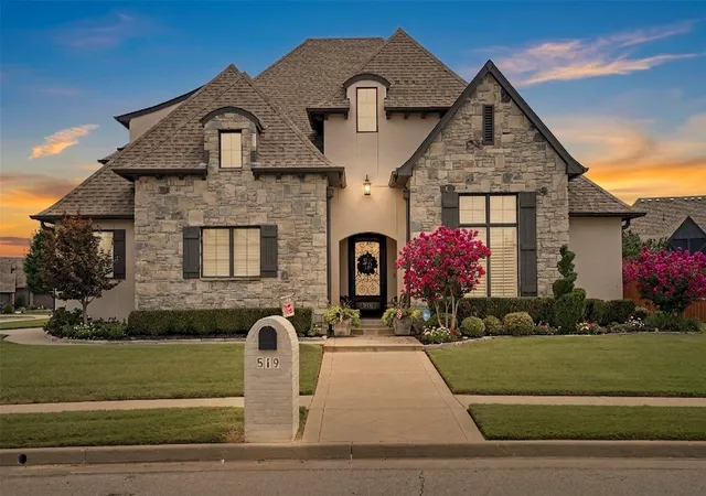 Photo 1 of Single family home for sale at 519 N 84th Place, Broken Arrow, OK 74014 | MLS# 2628401 | Listing updated on 2026-08-20