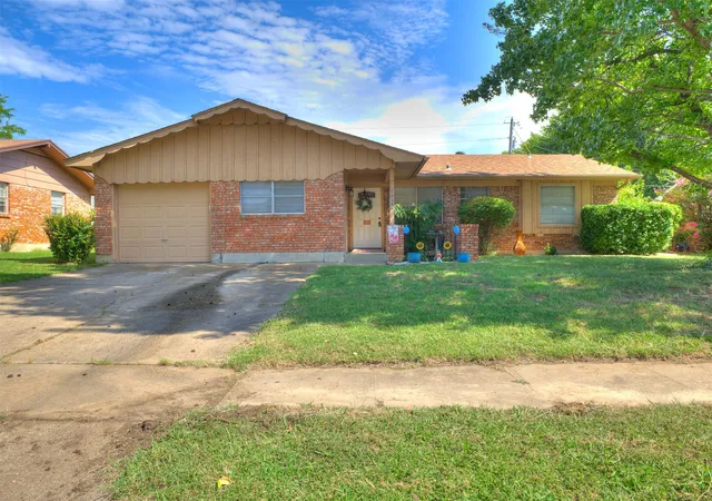 Photo 1 of Sale Pending at 103 Aspen Dr, Mannford, OK 74044 | MLS# 2628212 | Listing updated on 2026-08-20