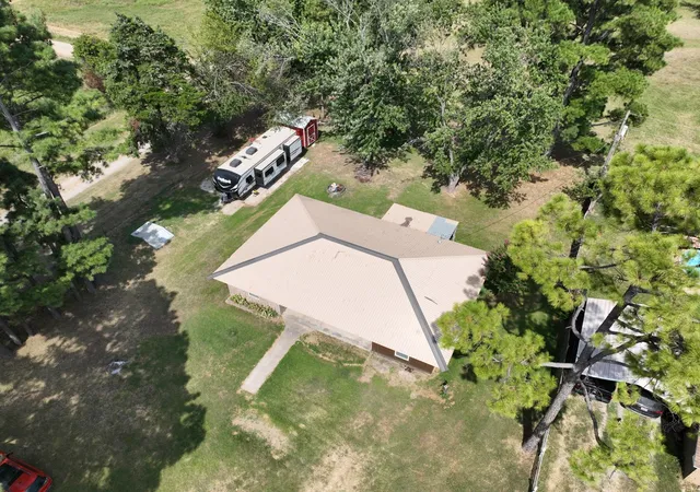 Photo 3 of Single family home for sale at 174 Hummingbird Cir, Colbert, OK 74733 | MLS# 2628418 | Listing updated on 2026-09-30