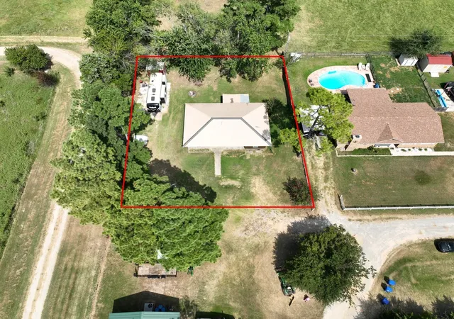 Photo 4 of Single family home for sale at 174 Hummingbird Cir, Colbert, OK 74733 | MLS# 2628418 | Listing updated on 2026-09-30