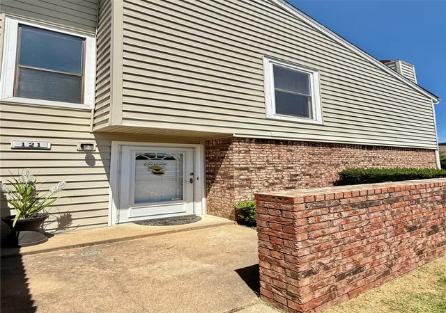 2nd image of 2801 S Juniper Ave #121, Broken Arrow, OK 74012 | MLS# 2628043