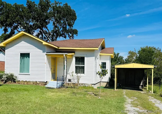 Photo 1 of Single family home for sale at 213 W Monroe, Mc Alester, OK 74501 | MLS# 2628438 | Listing updated on 2026-08-20