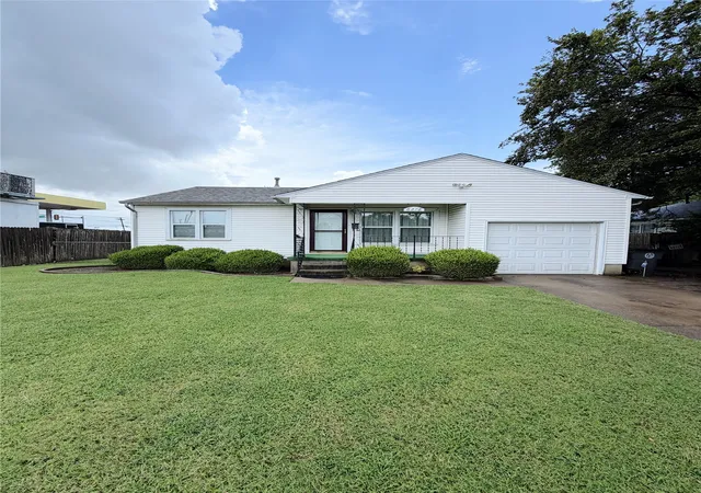 2nd image of 6278 E King Pl, Tulsa, OK 74115 | MLS# 2627558