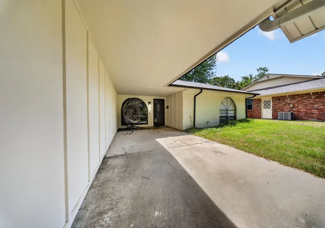 Photo 2 of Single family home for sale at 2209 S Juniper Ave W, Broken Arrow, OK 74012 | MLS# 2628469 | Listing updated on 2026-08-26