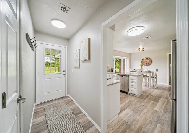Photo 3 of Sale Pending at 11412 N 193rd East Ave, Owasso, OK 74055 | MLS# 2628526 | Listing updated on 2026-08-28