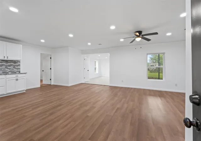 Photo 3 of Single family home for sale at 206 S Shawnee Ave, Dewey, OK 74029 | MLS# 2628545 | Listing updated on 2026-08-20