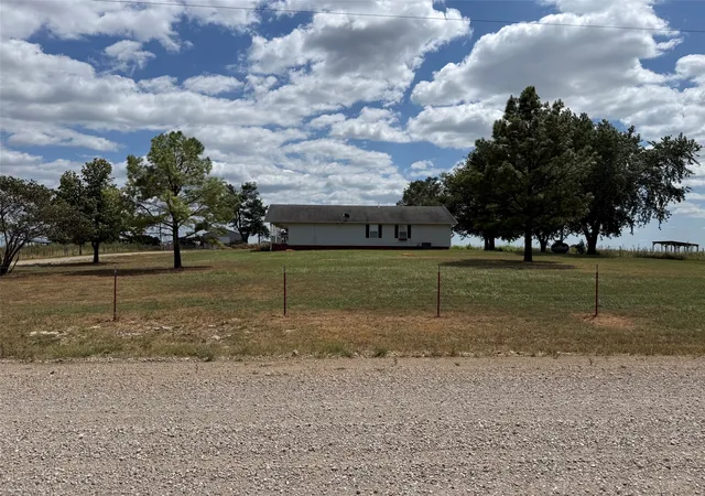Photo 3 of Single family home for sale at 438505 E 370 Road, Big Cabin, OK 74332 | MLS# 2628579 | Listing updated on 2026-08-27
