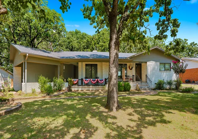 Photo 3 of Sale Pending at 1830 Wood Rd, Mc Alester, OK 74501 | MLS# 2628585 | Listing updated on 2026-09-25