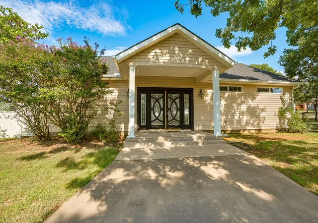1st image of 32 Jamestown Cir, Mc Alester, OK 74501 | MLS# 2628591
