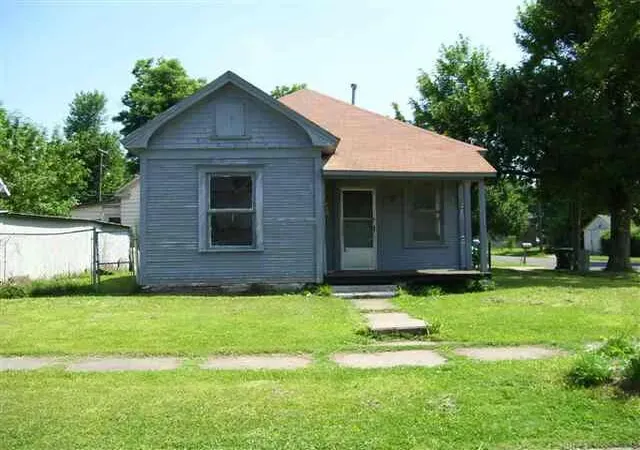 Photo 1 of Single family home for sale at 528 Irving St, Muskogee, OK 74403 | MLS# 2628274 | Listing updated on 2026-08-20
