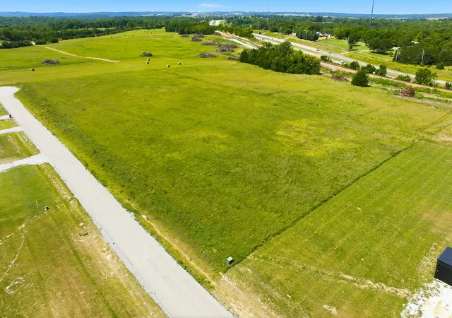 Photo 2 of Sale Pending at 17495 County Rd 3539, Ada, OK 74820 | MLS# 2627749 | Listing updated on 2026-08-20
