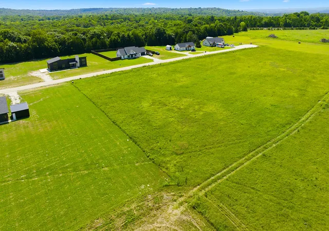 Photo 3 of Sale Pending at 17495 County Rd 3539, Ada, OK 74820 | MLS# 2627749 | Listing updated on 2026-08-20