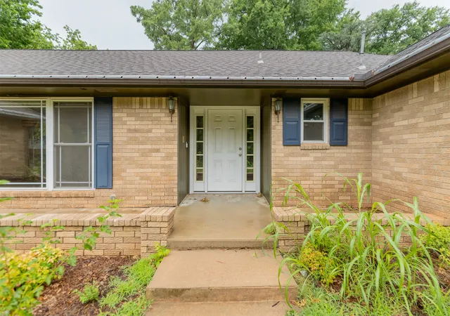 2nd image of 1108 S Ridge Dr, Stillwater, OK 74074 | MLS# 2628659