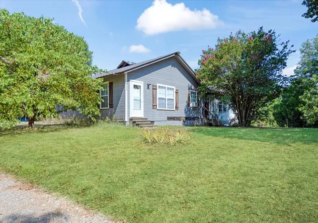 2nd image of 699 N Mclean Rd N, Durant, OK 74701 | MLS# 2628671