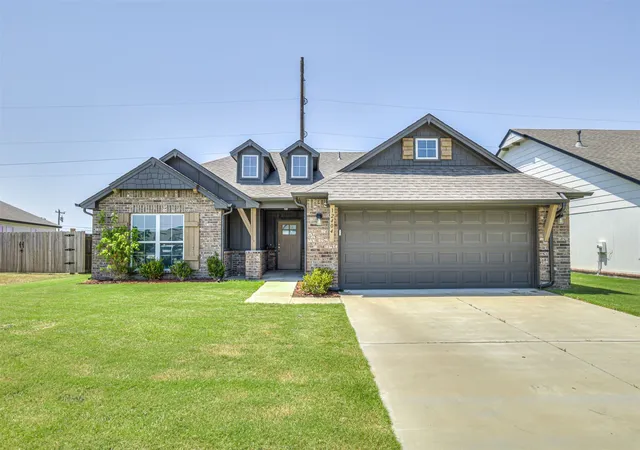 Photo 1 of Single family home for sale at 12404 N 130 Eastavenue, Collinsville, OK 74021 | MLS# 2627894 | Listing updated on 2026-08-31