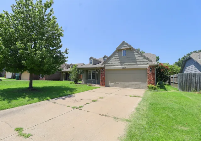 Photo 2 of Sale Pending at 4264 S 202nd Eastavenue, Broken Arrow, OK 74014 | MLS# 2628112 | Listing updated on 2026-08-20