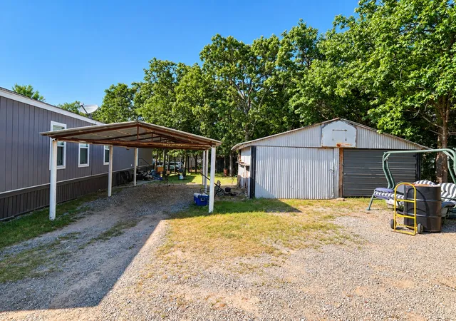 Photo 3 of Manufactured home for sale at 157 S Redbird Ln, Eufaula, OK 74432 | MLS# 2628690 | Listing updated on 2026-10-01