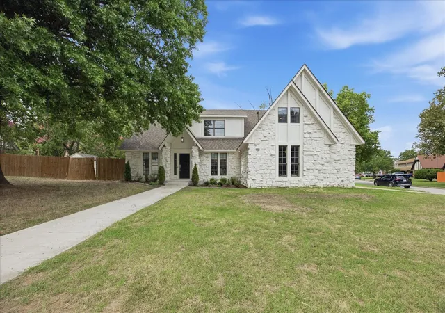 2nd image of 11033 E 66th St, Tulsa, OK 74133 | MLS# 2628749