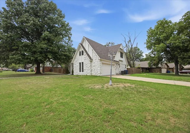 3rd image of 11033 E 66Th St, Tulsa, OK 74133 | MLS# 2628749