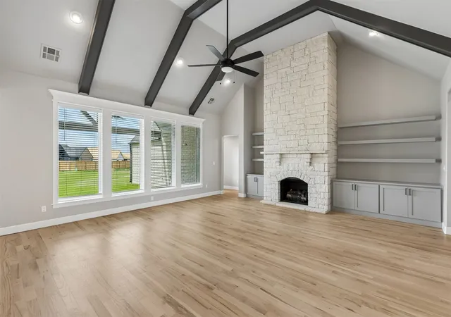 Photo 3 of Single family home for sale at 214 E 164th Place S, Glenpool, OK 74033 | MLS# 2628783 | Listing updated on 2026-08-20