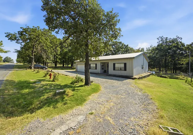Photo 1 of Single family home for sale at 172 Indian Nation Dr, Canadian, OK 74425 | MLS# 2628630 | Listing updated on 2026-08-20